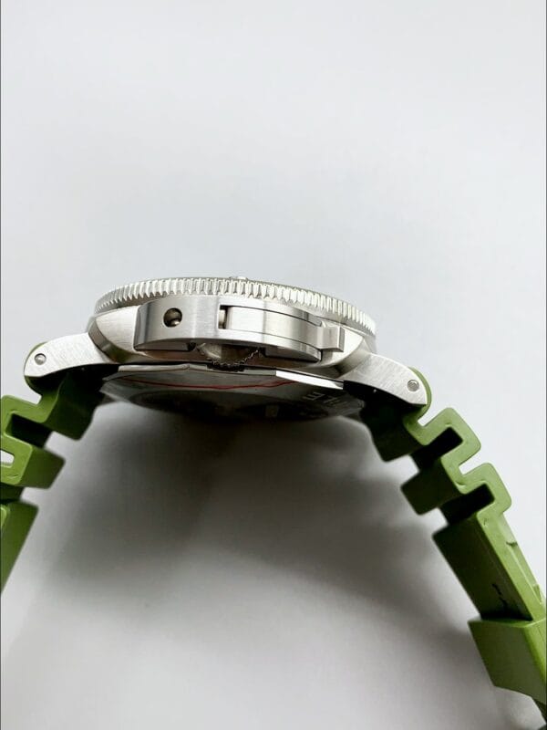 パネライ PAM001226 サブマーシブル クアランタクアトロ ビアンコ（1:1スーパークローン）