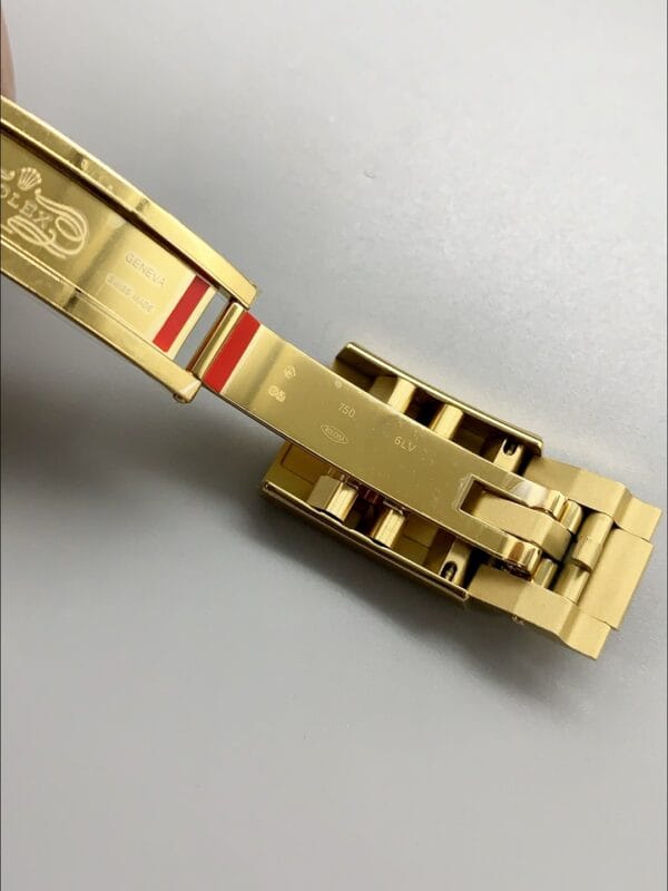 ロレックス デイトナ ブルーダイヤル ダイヤモンドベゼル ゴールドケース ブルーレザーストラップ クロノグラフ 1:1スーパークローン