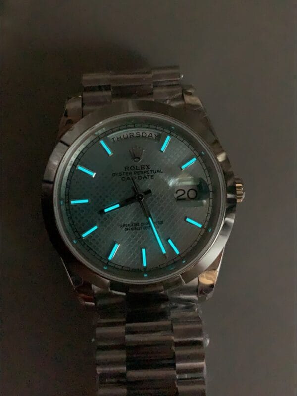 ロレックス デイデイト プレジデンシャル M228206-0004 904Lスチール 40MM – ライトブルーダイヤル（1:1スーパークローン）