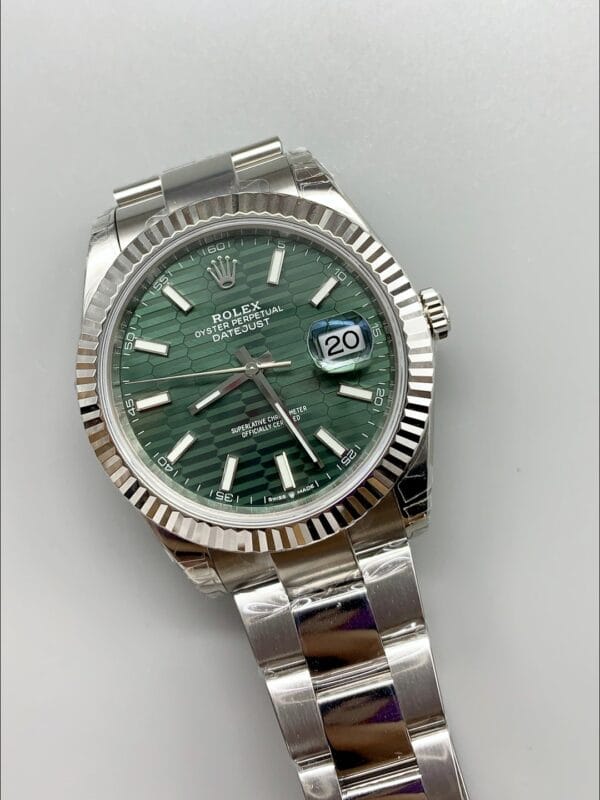 ロレックス デイトジャスト Cal.3235ムーブメント 904Lスチール 41MM – グリーンフルーテッドモチーフダイヤル（1:1スーパークローン）