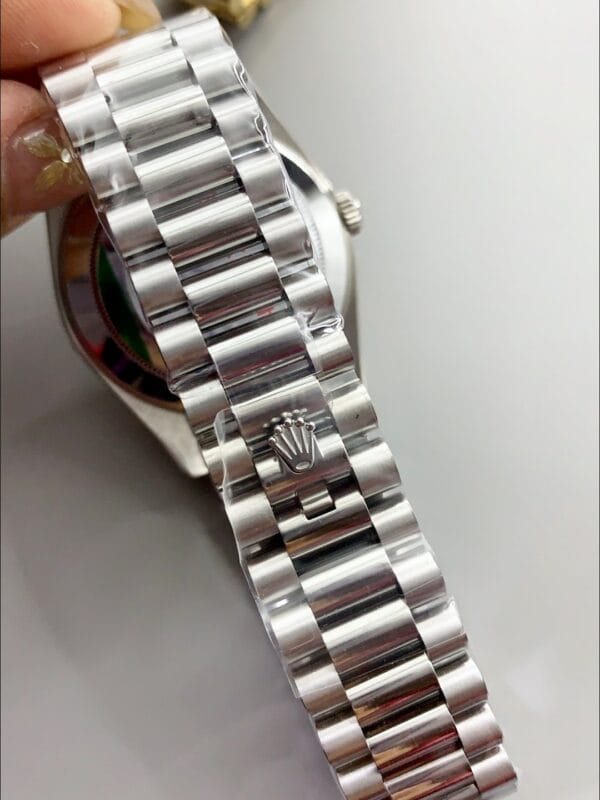 ロレックス デイデイト プレジデンシャル M228206-0004 904Lスチール 40MM – ライトブルーダイヤル（1:1スーパークローン）