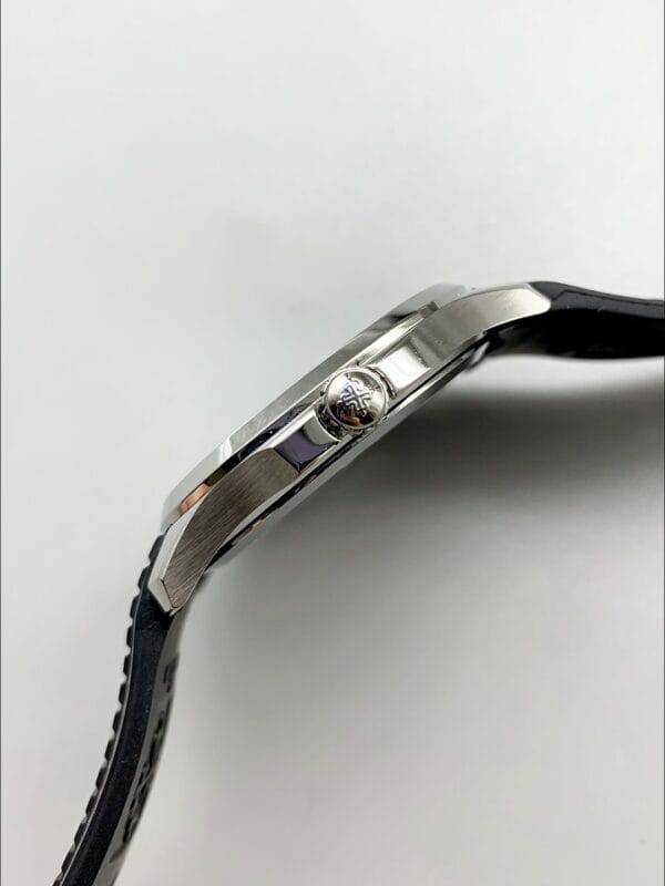 パテックフィリップ アクアノート ステンレススチール ブラックダイヤル ラバーストラップ 1:1スーパークローン