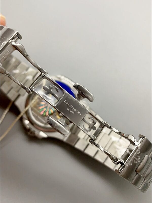パテック フィリップ ノーチラス 5712 ブルーダイヤル（1:1スーパークローン）