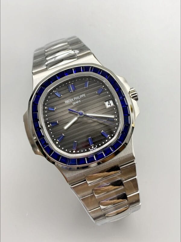 パテックフィリップ ノーチラス ステンレススチール グレーブルーダイヤル 1:1スーパークローン