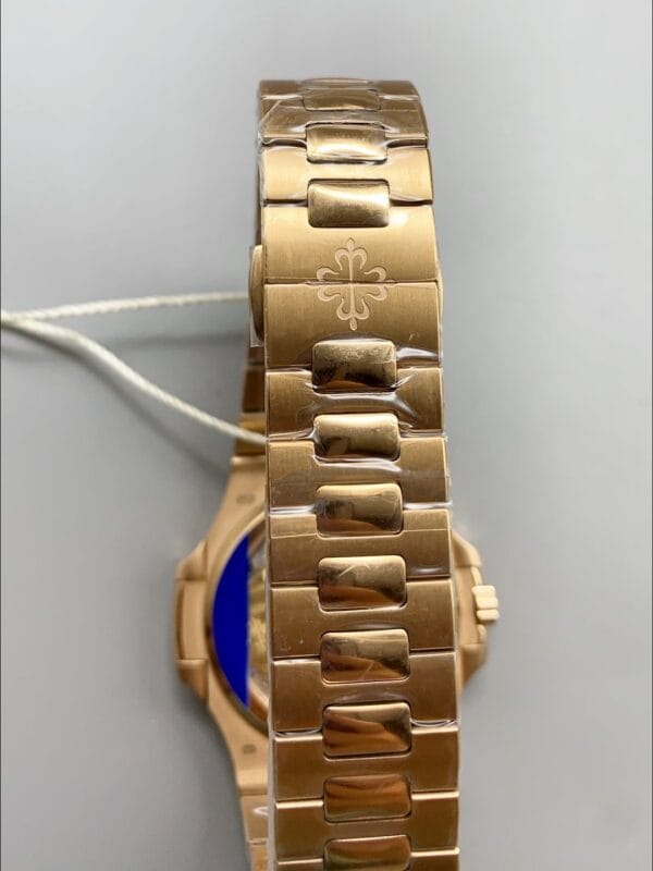 パテックフィリップ ノーチラス 5712/R ブラウンダイヤル ゴールドストラップ（1:1スーパークローン）