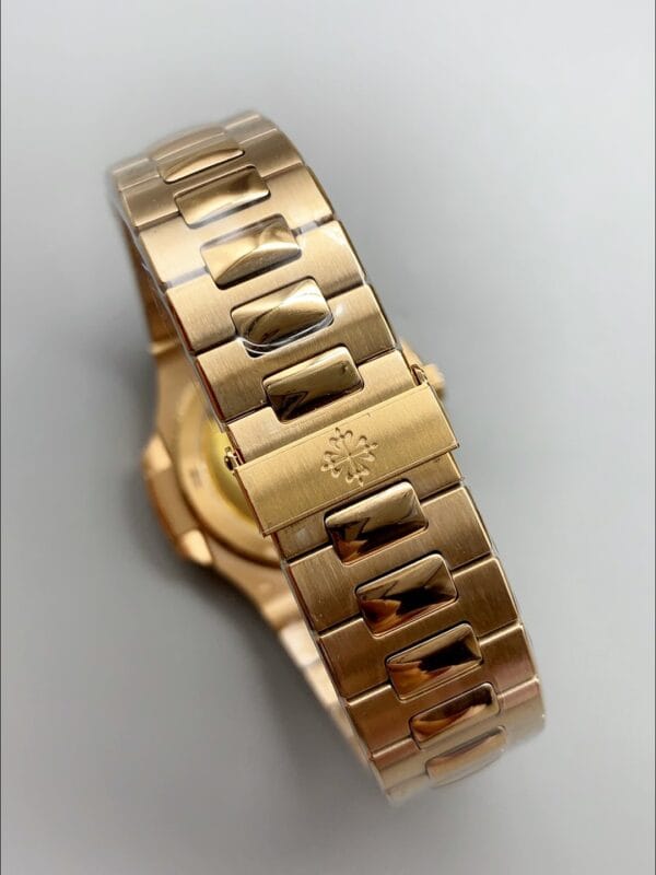 パテック フィリップ ノーチラス5711 ローズゴールドダイヤル ローズゴールド（1:1スーパークローン）