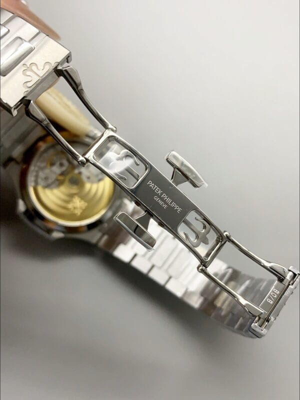 パテックフィリップ ノーチラス 7118 35MM 1:1 ステンレススチール グレーダイヤル（1:1スーパークローン）