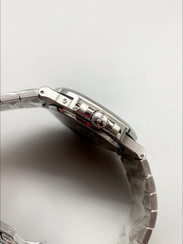 パテックフィリップ ノーチラス 5712/1A ブルーダイヤル（1:1スーパークローン）