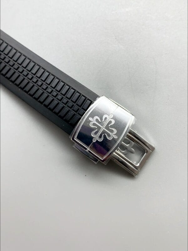 パテックフィリップ アクアノート ステンレススチール ブラックダイヤル ラバーストラップ 1:1スーパークローン