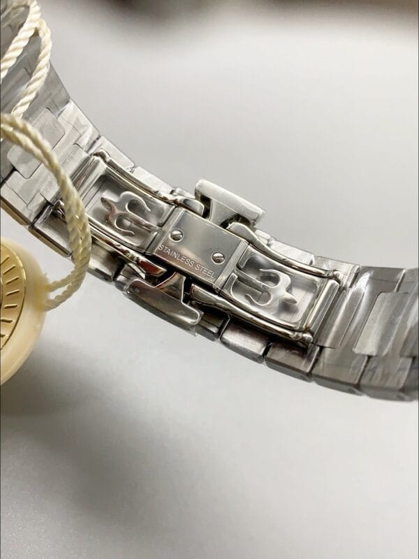 パテックフィリップ ノーチラス 7118 35MM 1:1 ステンレススチール グレーダイヤル（1:1スーパークローン）