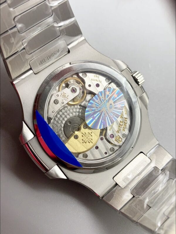 パテックフィリップ ノーチラス 5712/1A ブルーダイヤル（1:1スーパークローン）