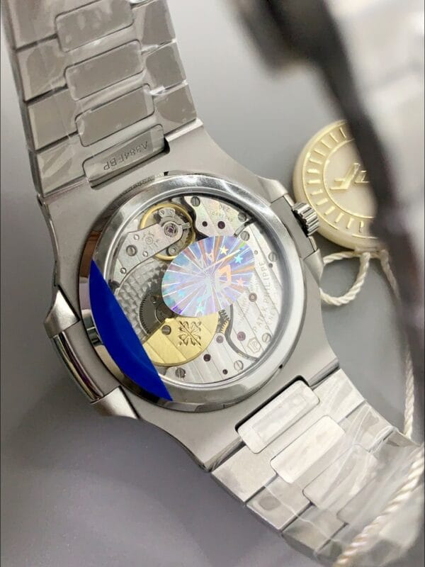 パテックフィリップ ノーチラス 5712/1A グレーダイヤル（1:1スーパークローン）