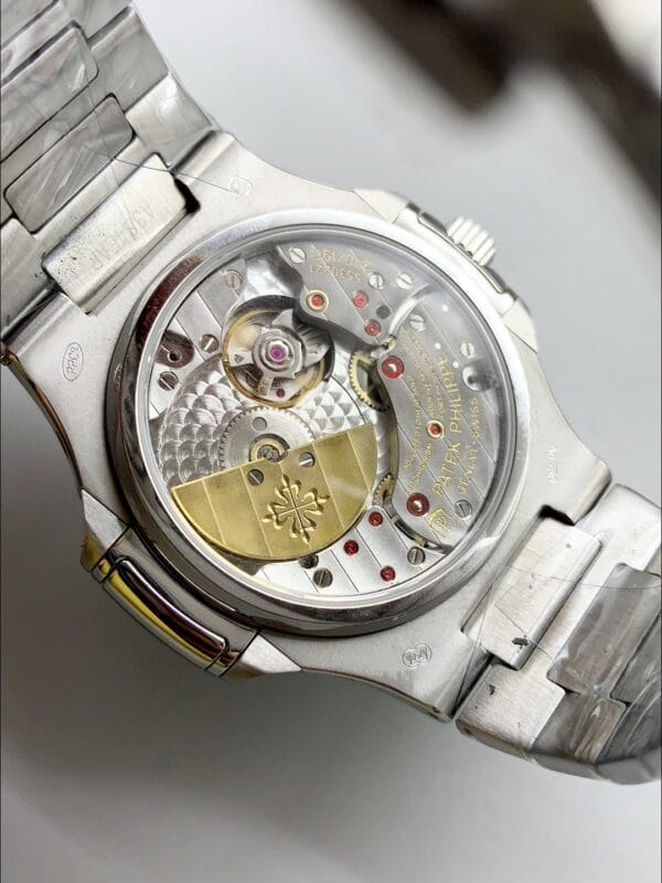 パテック フィリップ ノーチラス 5740 パーペチュアルカレンダー ステンレススチール ホワイトダイヤル（1:1スーパークローン）