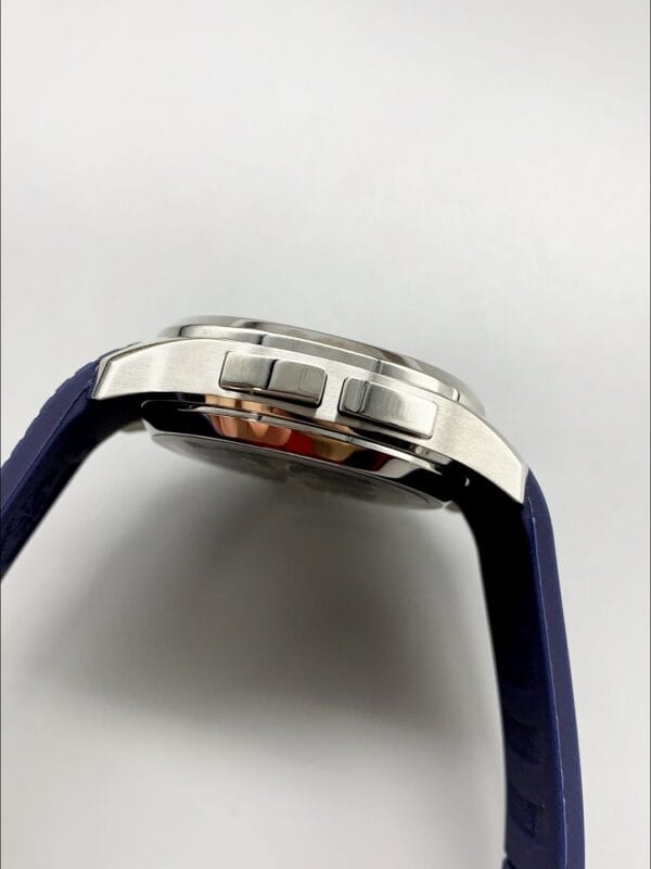 パテックフィリップ アクアノート スケルトンブラックダイヤル ブルーラバーストラップ マルチファンクション 1:1スーパークローン