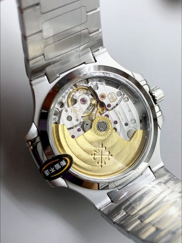 パテックフィリップ ノーチラス 7118 35MM ステンレススチール ホワイトダイヤル（1:1スーパークローン）