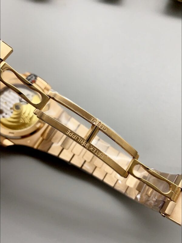 パテック フィリップ ノーチラス 5711/1R-001 ローズゴールド ブラウンダイヤル（1:1スーパークローン）