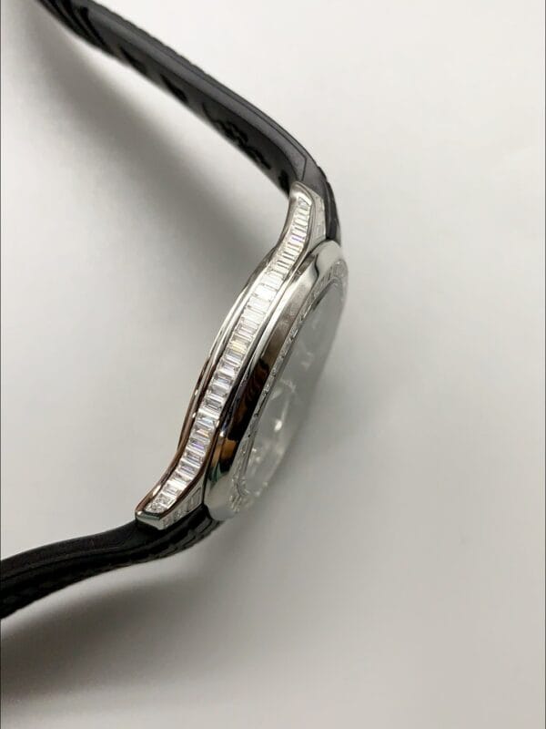 パテックフィリップ アクアノート ブラックダイヤル ダイヤモンドベゼル ラバーストラップ 1:1スーパークローン