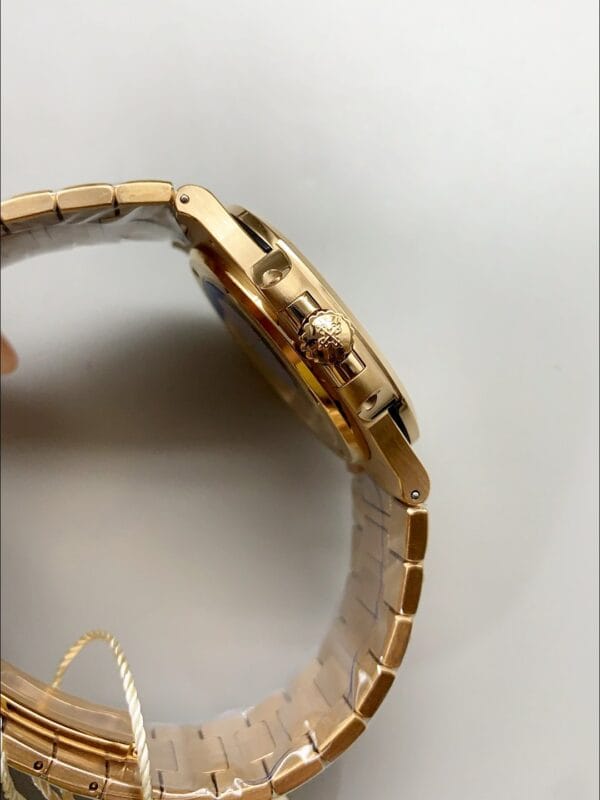 パテックフィリップ ノーチラス 5711/1R-001 ローズゴールド ホワイトダイヤル（1:1スーパークローン）