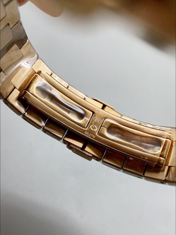 パテックフィリップ ノーチラス 5711/1R-001 ローズゴールド ホワイトダイヤル（1:1スーパークローン）