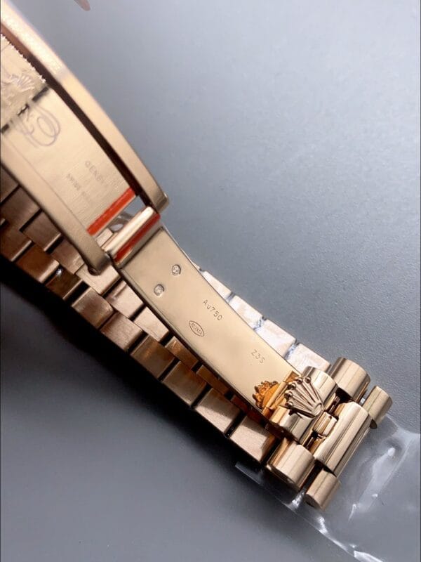 ロレックス デイデイト 40mm 228235 エバーローズゴールド プレジデントウォッチ（1:1スーパークローン）