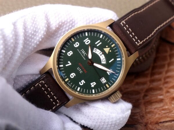 IWC スピットファイア パイロット UTC ワールド – 1:1スーパークローン