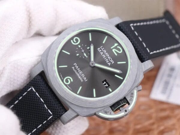 パネライ ルミノール PAM 1118 1:1 スーパークローン