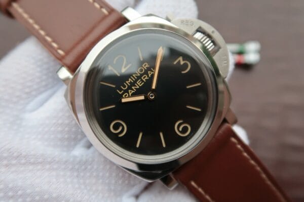 パネライ ルミノール PAM372 1950 SuperLume エディションS – 1:1 スーパークローン