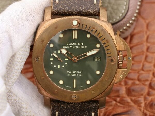 1:1スーパークローン パネライ ルミノール サブマーシブル PAM382 ブロンゾ