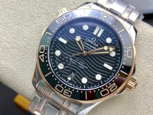 オメガ シーマスター ダイバー 300M 42mm ブラックダイヤル 1:1スーパークローン