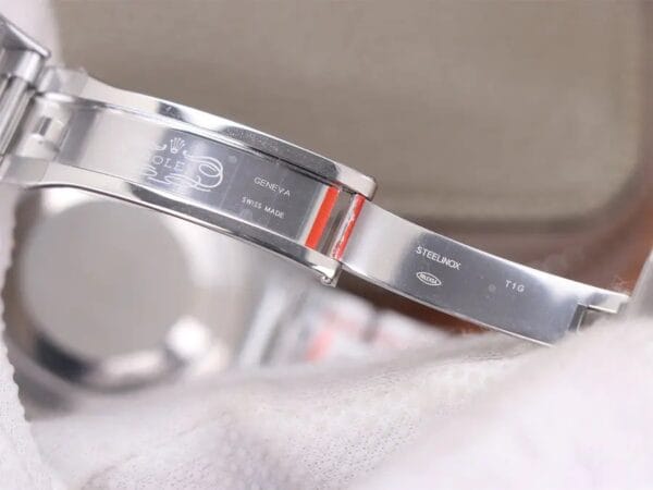 ロレックス GMTマスターII 116710LN 1:1スーパークローン