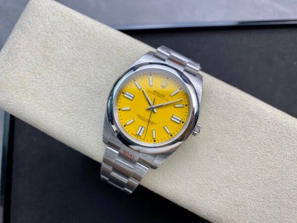 ロレックス オイスターパーペチュアル41 ティファニーブルーダイヤル Ref.124300