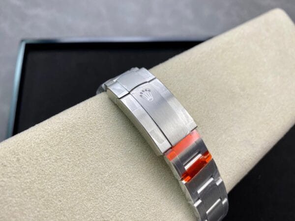 ロレックス オイスターパーペチュアル 41 リファレンス：124300