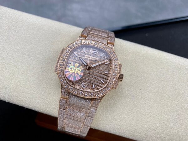 パテック・フィリップ アクアノート 7118/1450R-0011