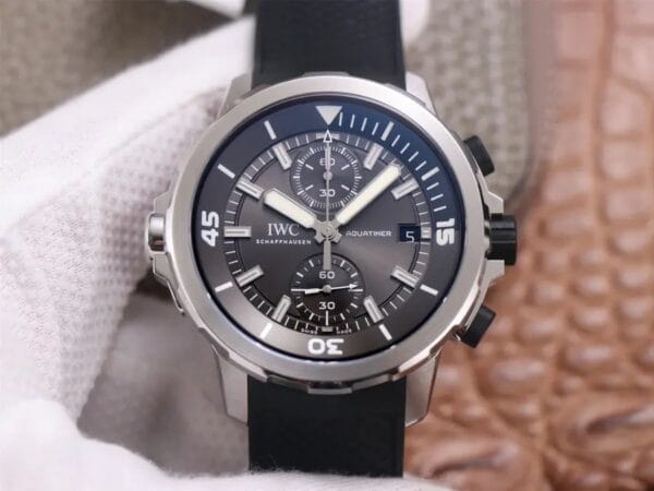 1:1 スーパークローン IWC「シャーク」スペシャルエディション