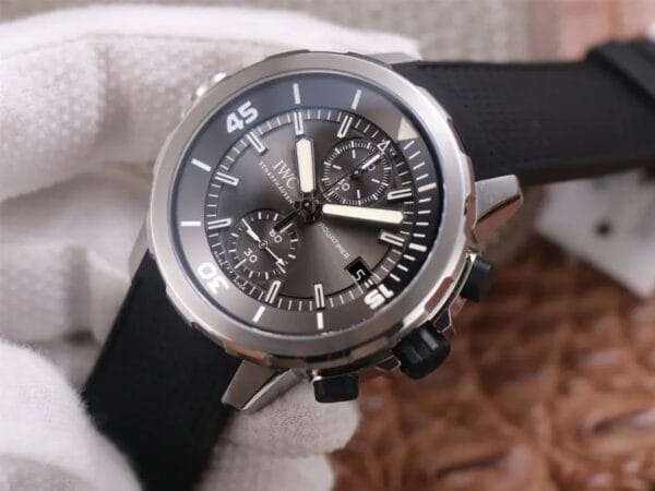 1:1 スーパークローン IWC「シャーク」スペシャルエディション