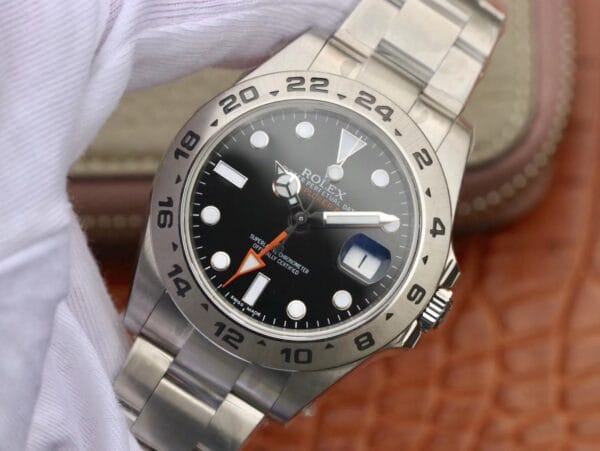 ロレックス エクスプローラーII – 42MM – 1:1スーパークローン