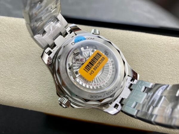 オメガ シーマスター ダイバー 300M 42mm ブラックダイヤル