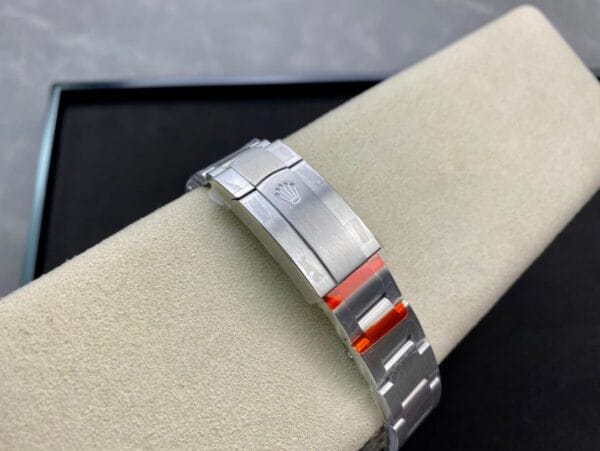 ロレックス オイスターパーペチュアル 41 リファレンス：124300