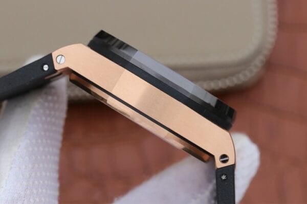 1:1スーパークローン オーデマ・ピゲ ロイヤルオーク オフショア 18Kローズゴールド 26406