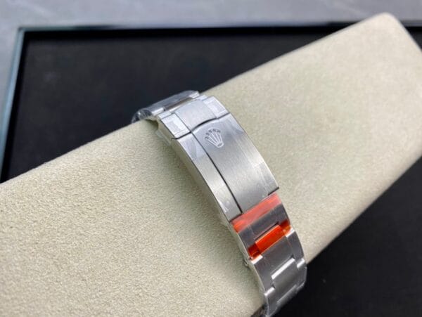 ロレックス オイスターパーペチュアル41 ティファニーブルーダイヤル Ref.124300