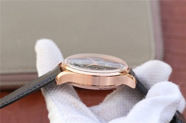 1:1 スーパークローン IWC ビッグパイロット アニュアルカレンダー IW500710