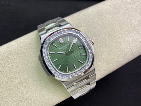 パテック フィリップ ノーチラス 5711/1300A-001