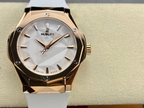 ウブロ クラシックフュージョン オルリンスキー ローズゴールド