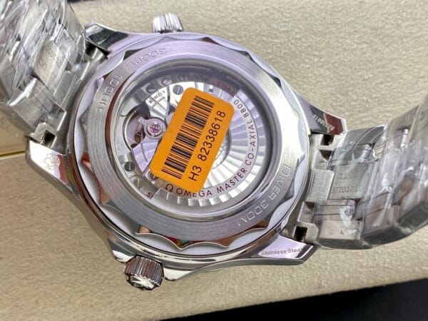1:1スーパークローン オメガシーマスター ダイバー300M 42mm グリーンダイヤル