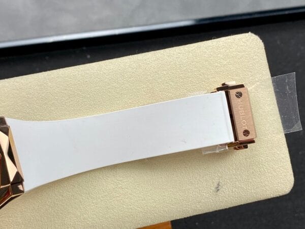 ウブロ クラシックフュージョン オルリンスキー ローズゴールド