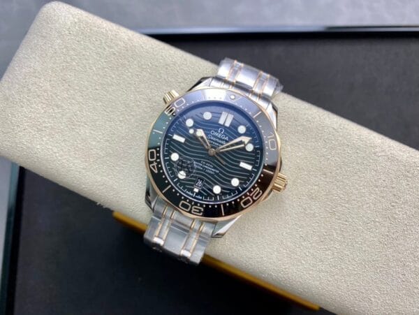 オメガ シーマスター ダイバー 300M 42mm ブラックダイヤル 1:1スーパークローン