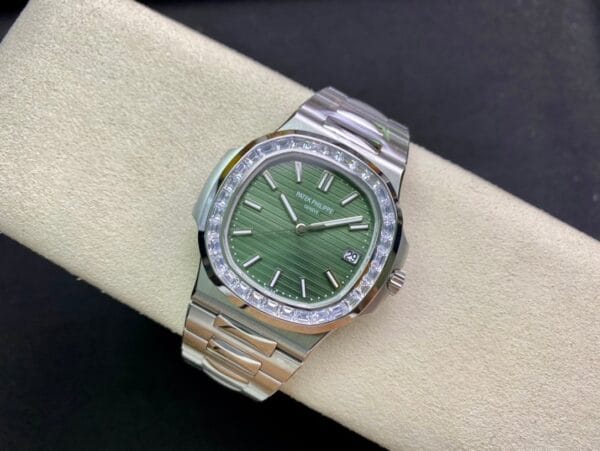パテック フィリップ ノーチラス 5711/1300A-001