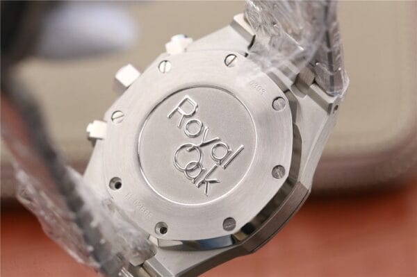 オーデマピゲ ロイヤルオーク クロノグラフ – 1:1スーパークローン