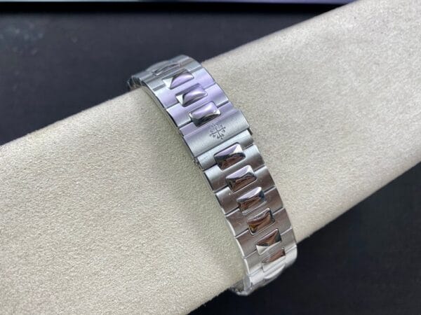 パテック フィリップ ノーチラス 5711 ダイヤモンド装飾モデル